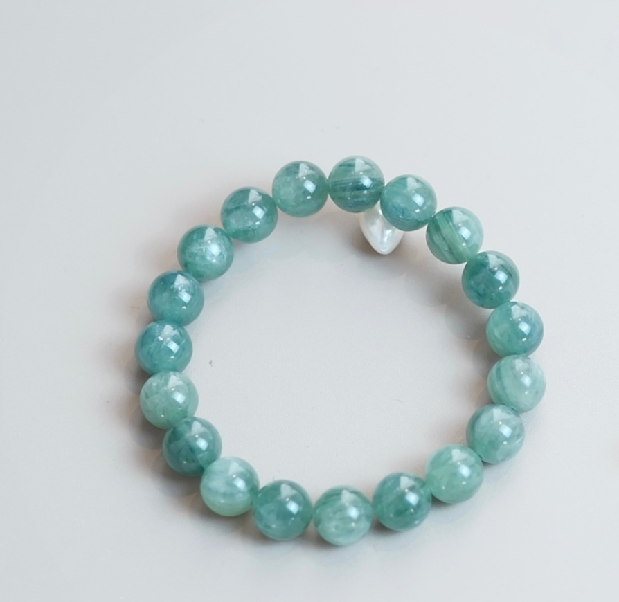 Natural Kyanite Bracelet - 10mm