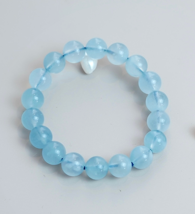 Natural Aquamarine Bracelet - 10mm