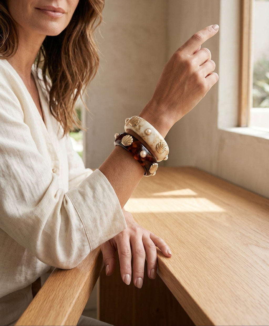Chunky Resin Shell Bangle Bracelet