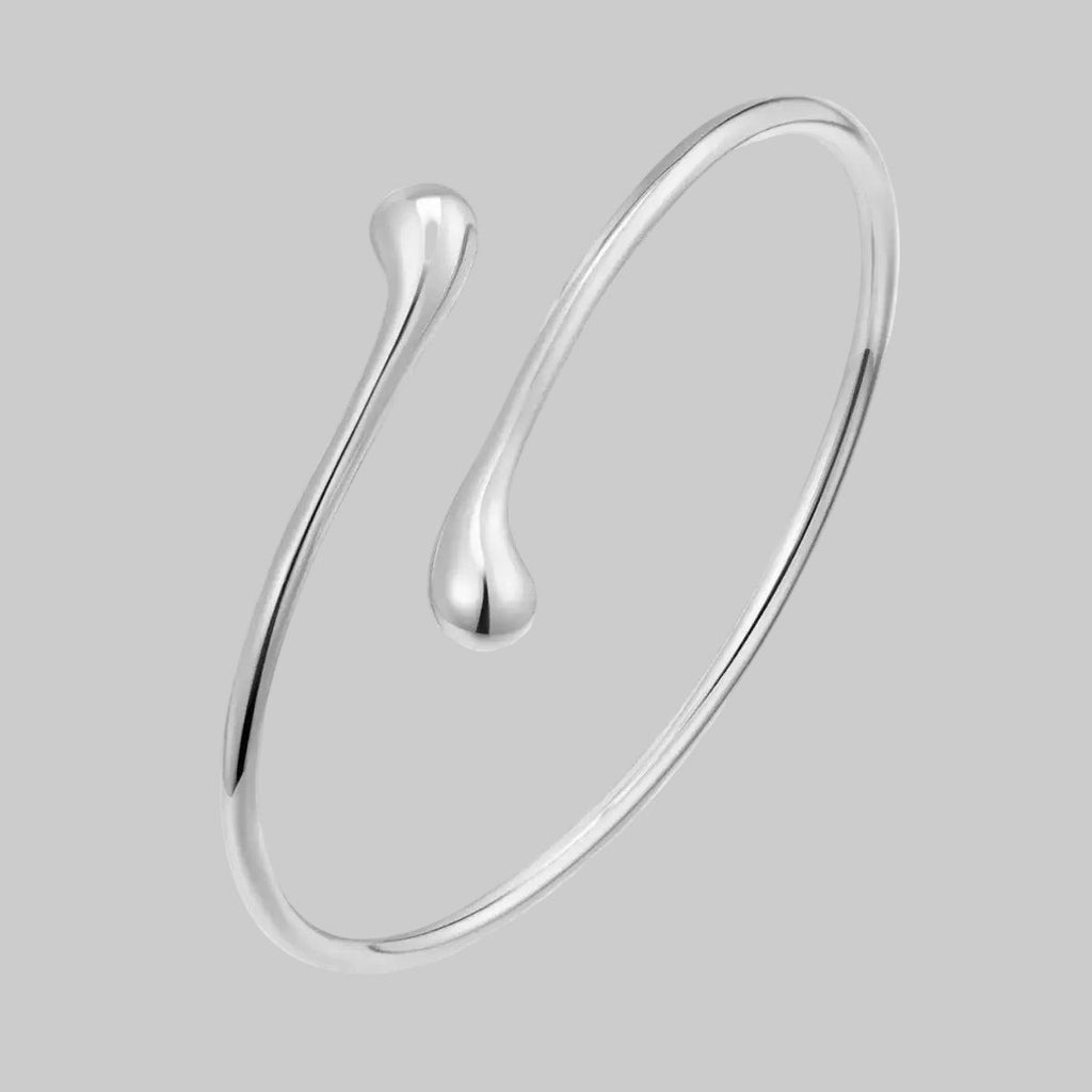 Fluid Teardrop Upper Arm Cuff