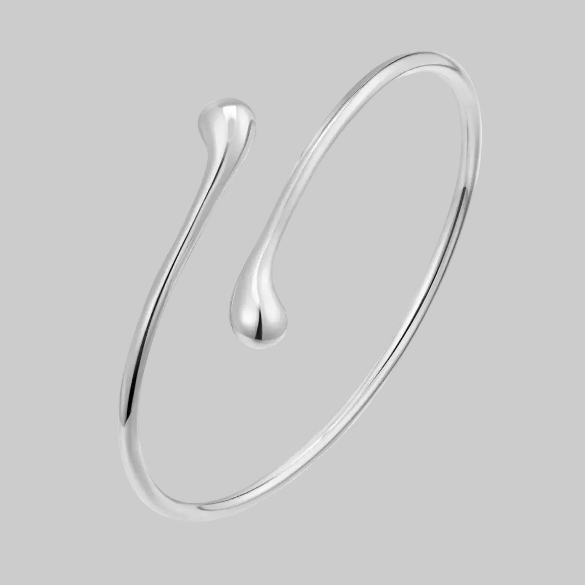 Fluid Teardrop Upper Arm Cuff